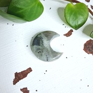 Labradorite Crystal Crescent Moon Stone